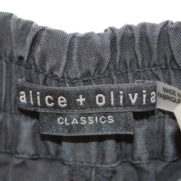 3/$30 Alice & Olivia Classics Black Cargo Pant Size Small - Picture 2 of 3